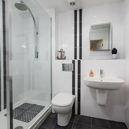 No 9 公寓 惠特比